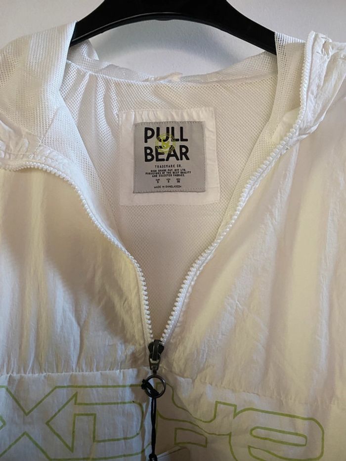 Haut imperméable coupe vent avec capuche Pull & Bear taille S Neuf - photo numéro 5