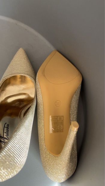 Escarpin en très bon état 