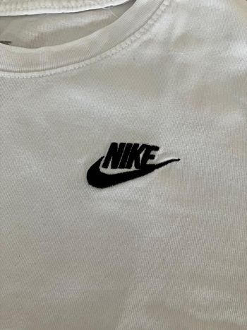 T-shirt nike taille L enfant