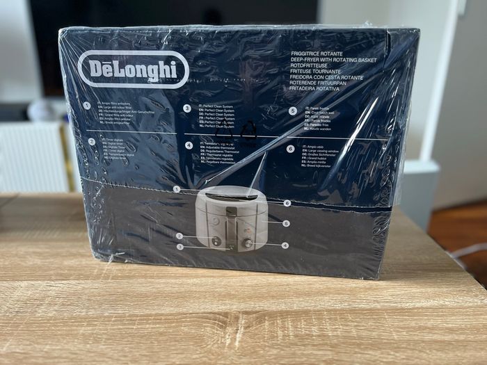 Friteuse DeLonghi F38436 - Neuve encore scellée dans sa boîte d'origine 110 € - photo numéro 4