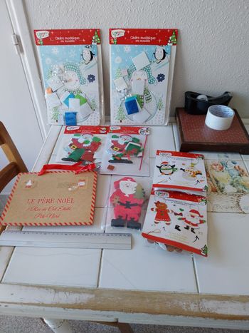Loisirs créatifs gommettes Noël