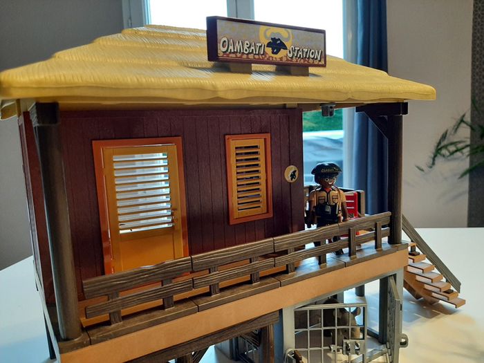 Playmobil centre de soins pour animaux sauvages Oambati Station - photo numéro 6