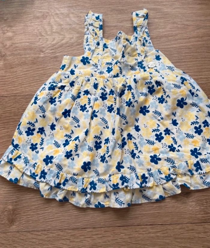Robe 6 mois - photo numéro 2