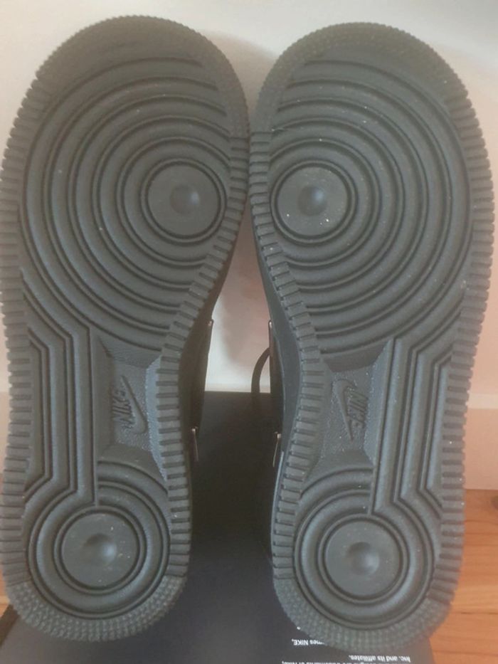 Nike Air Force 1 (36) - photo numéro 9