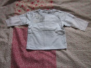 T-Shirt manches longues bleu clair 9 mois