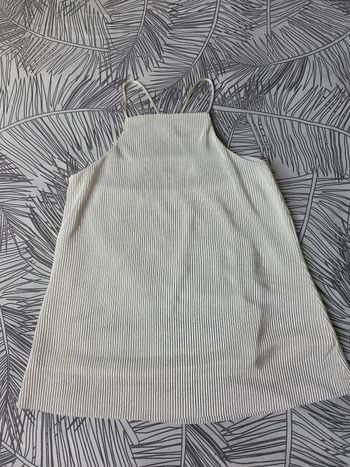Top a Bretelle blanc nacré Stradivarius
