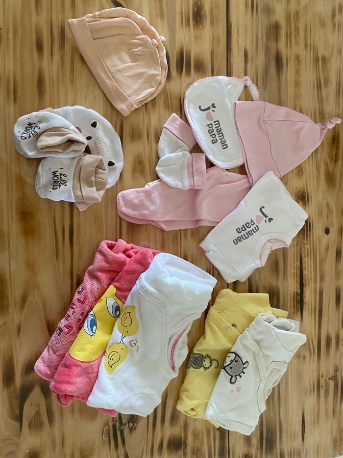 Vêtement fille 0-1mois - photo numéro 2