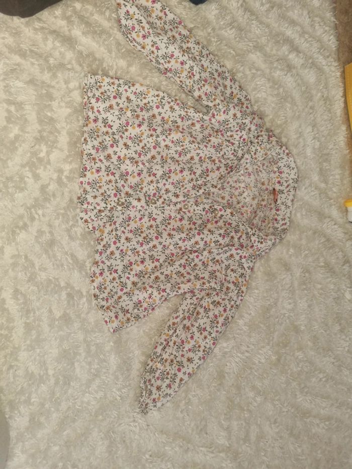 Blouse tape a l'œil 4 ans