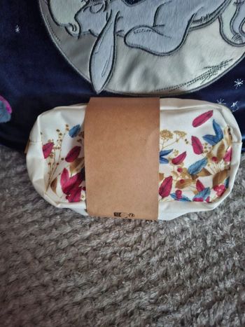 Trousse Maquillage yves rocher neuf