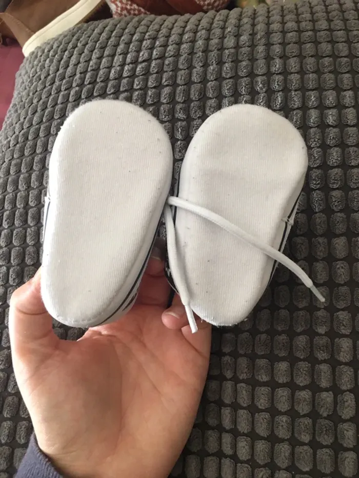 Lot 3 paires de chaussures bébé T.16 - photo numéro 6