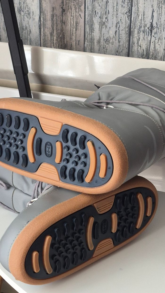 Botte neige 🌨 neuf - photo numéro 9