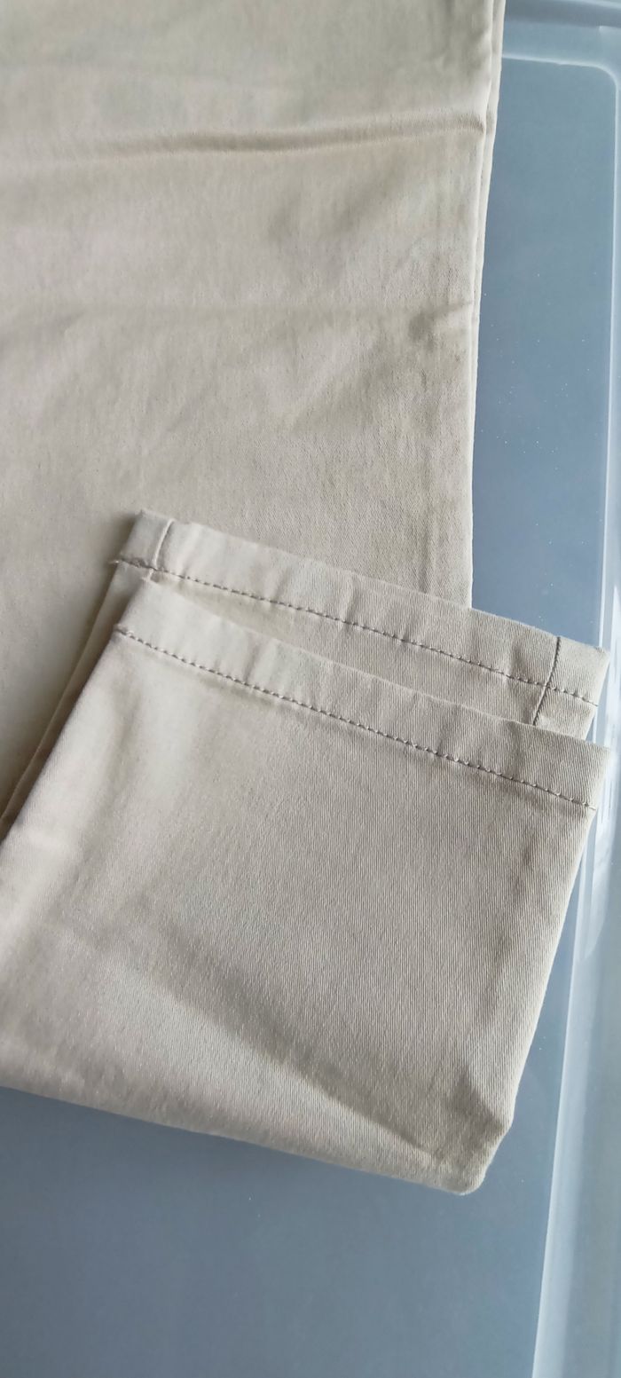 Pantalon Chino neuf - photo numéro 4