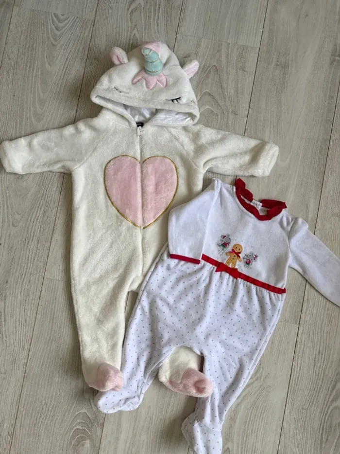 Lot bébé fille 9mois