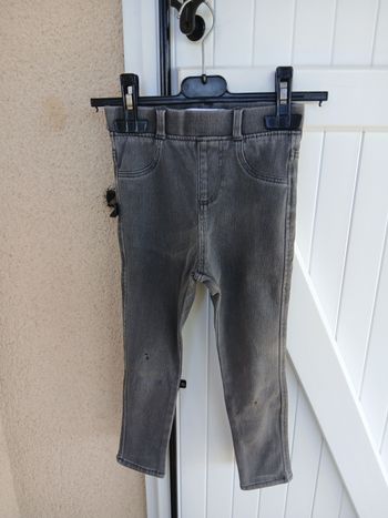 jegging filles zara taille 4/5 ans défauts 