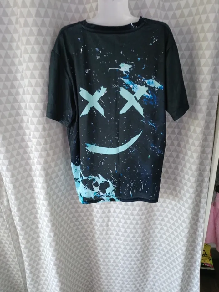 T-shirt xl neuf - photo numéro 4