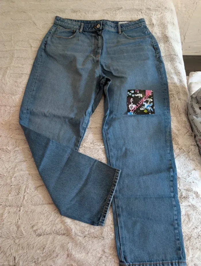 Jean neuf. Collusion.Taille 48. L 32