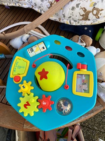 Table activités Sophie la girafe 