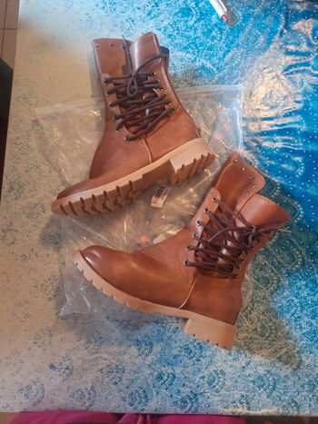 Bottines effet cuir 38