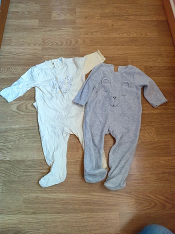 Lot de 2 pyjamas 9mois