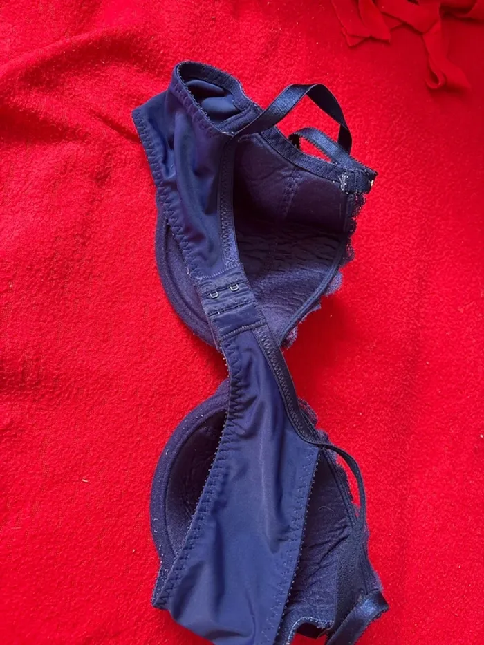 Soutien gorge - photo numéro 3