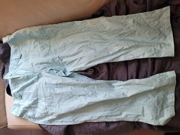 Pantacourt blanche porte 48