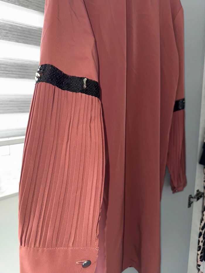 Robe taille 44 en tres bonne etat - photo numéro 2