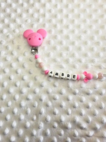 Attache tétine personnaliser