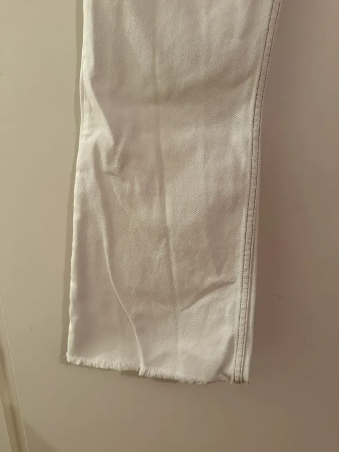 Jean droit  blanc en très bon état taille 38 tommy Hilfiger - photo numéro 3