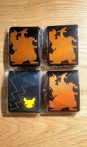 Lot de 3 Paquets de Sleeves Dracaufeu Sorti ETB