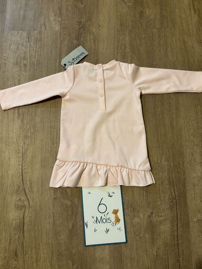 Robe neuve avec étiquette - photo numéro 2