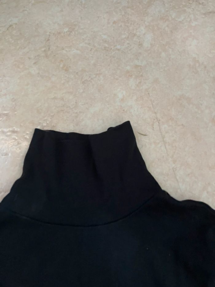 Pull col roulé Kiabi – noir – taille 8 ans - photo numéro 2