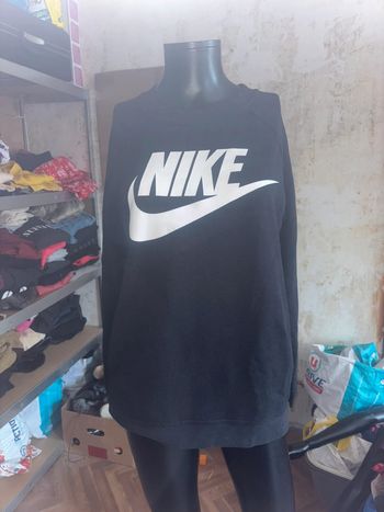 Pull Nike