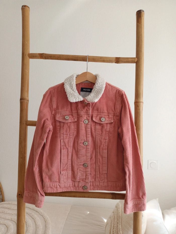 Veste en velours côtelé rose 8 ans