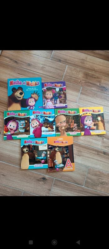 Masha et Mishka , 8 livres