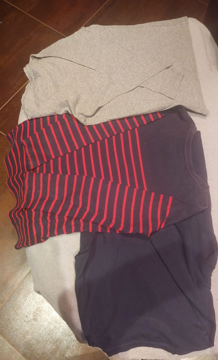 Lot 3 ti shirts manches longues 10 ans - photo numéro 5