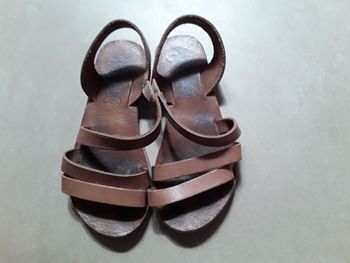 Sandales marron fille en 28 LA HALLE TBE