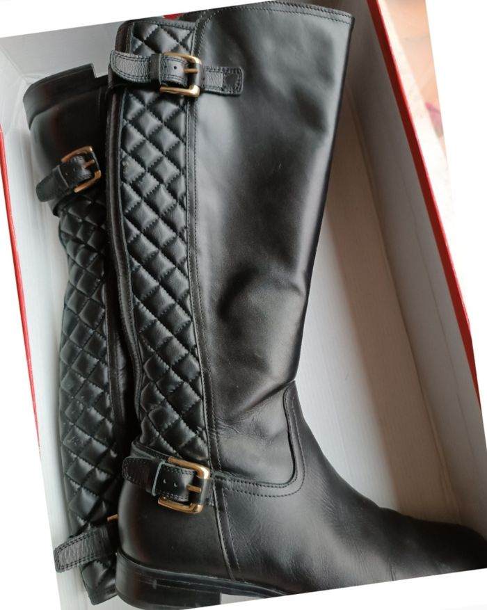 Bottes en cuir taille 39 - photo numéro 2