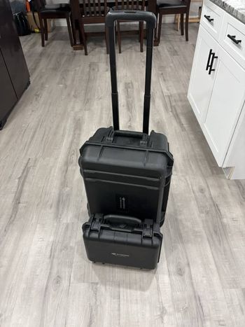 Drone caméra quadricoptère infrarouge DJI Matrice 30T M30T RTK avec 2 batteries et station