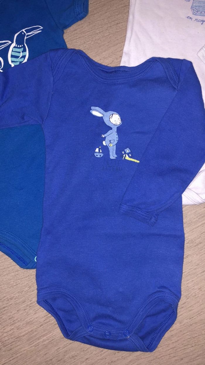 Bodys petit bateau et autres 6mois - photo numéro 4