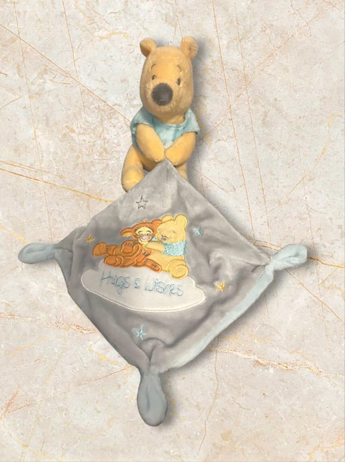 Doudou mouchoir Winnie l'ourson nuage Disney