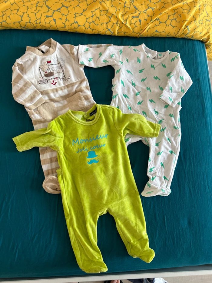 Lot pyjamas 6 mois polaire