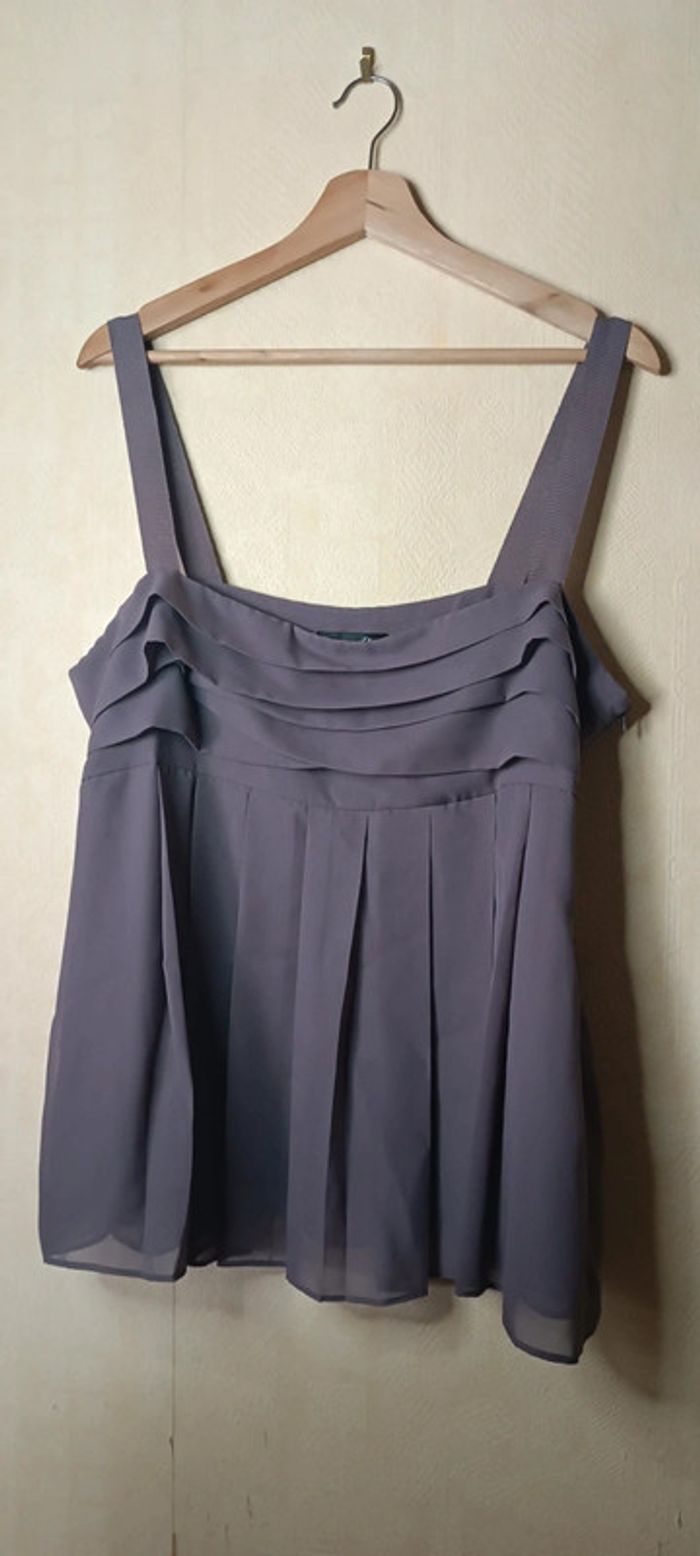 Haut fluide à larges bretelles - photo numéro 2