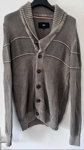 Pull Celio
