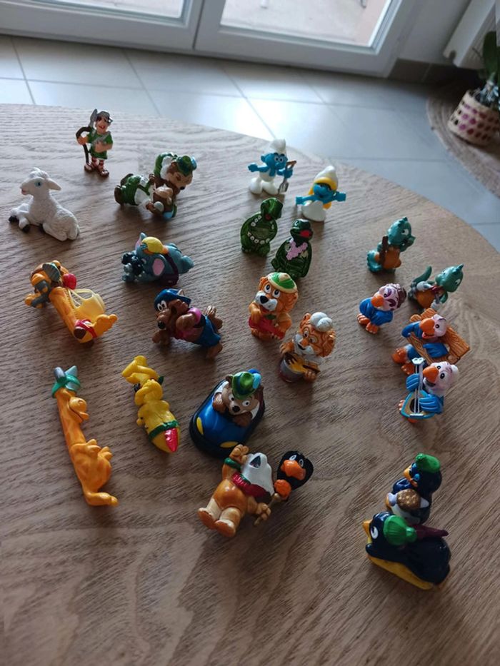 24 figurines kinder en tout genre - photo numéro 3