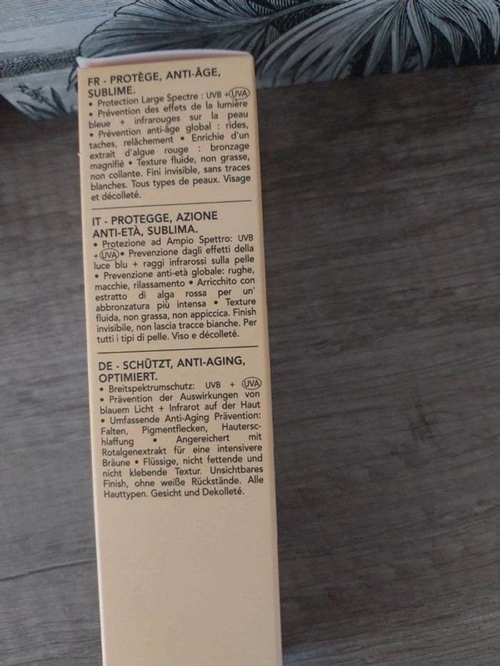 Lait fluide velouté visage Lierac - photo numéro 3