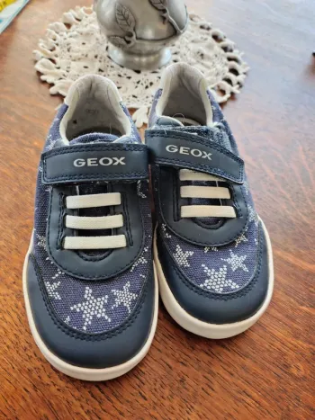 Geox respira taille 25 confortable italien très bon état bleu nuit étoile argent