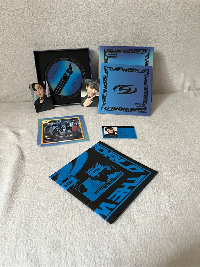 Album Ateez bleu