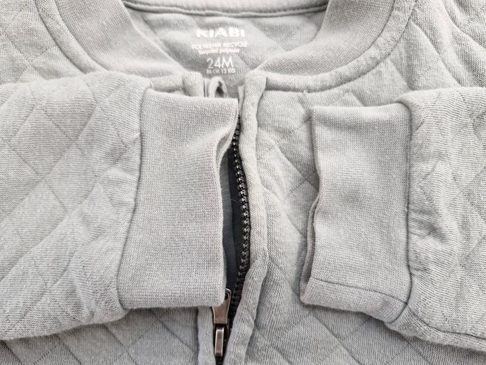 Gilet damassé vert amande Kiabi 24 mois - photo numéro 7