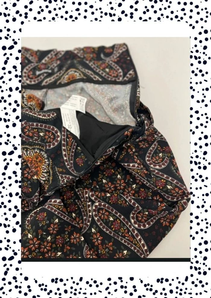 Pantalon fluide marque Stradivarius taille 32 xxs - photo numéro 2