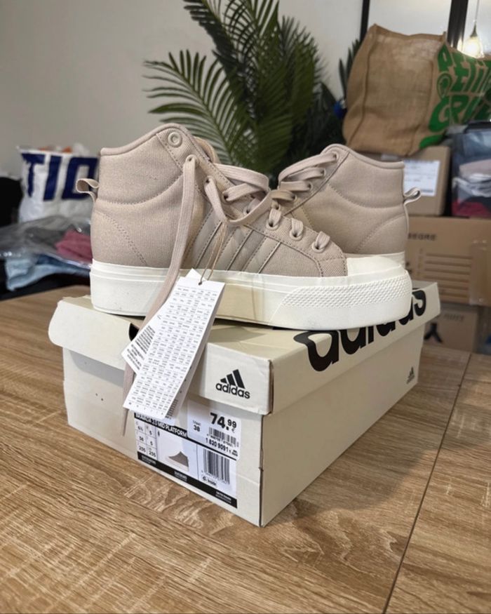 Adidas bravada 2.0 mid plateform